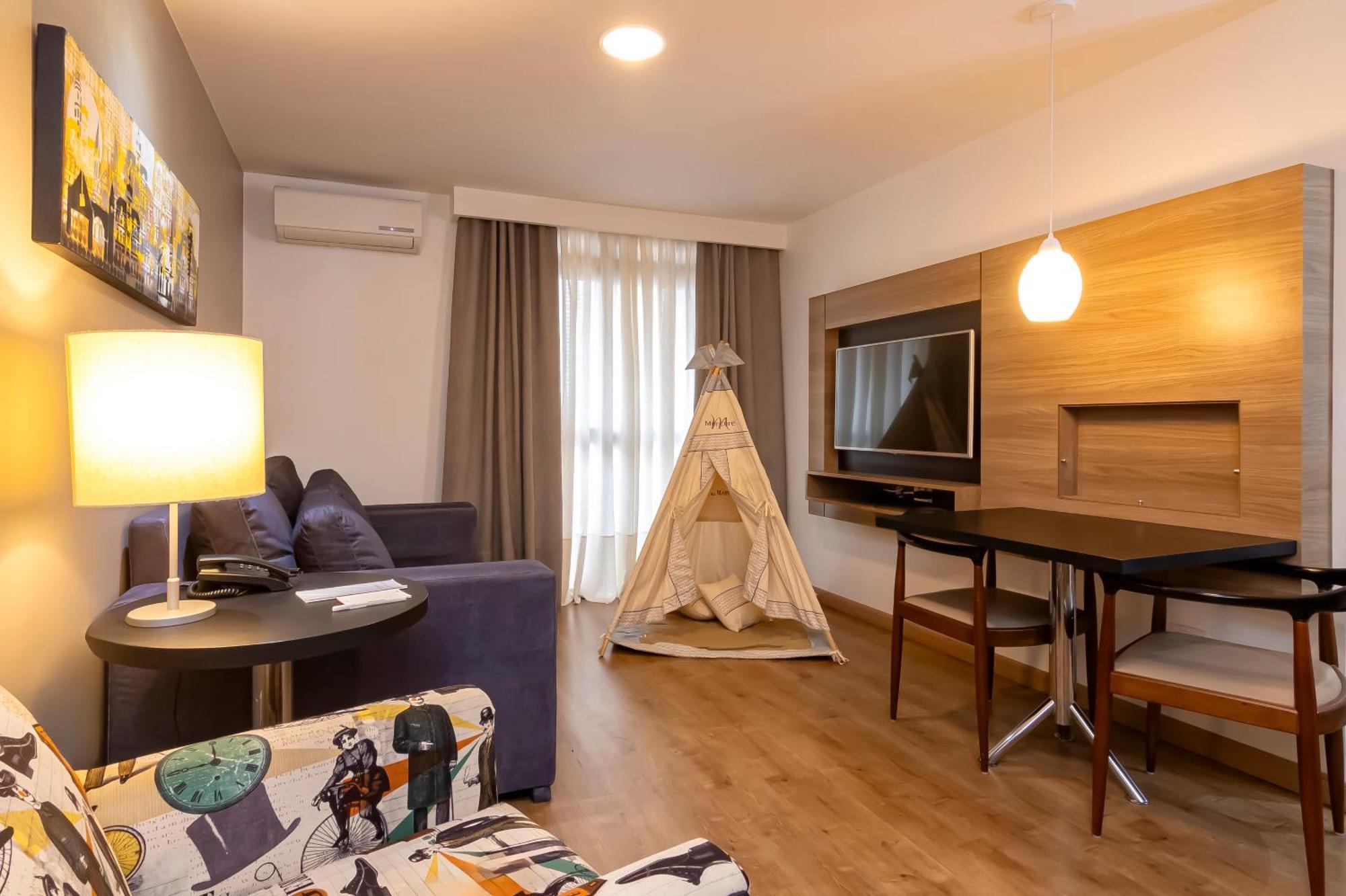 Mercure Curitiba 7 De Setembro Eksteriør billede