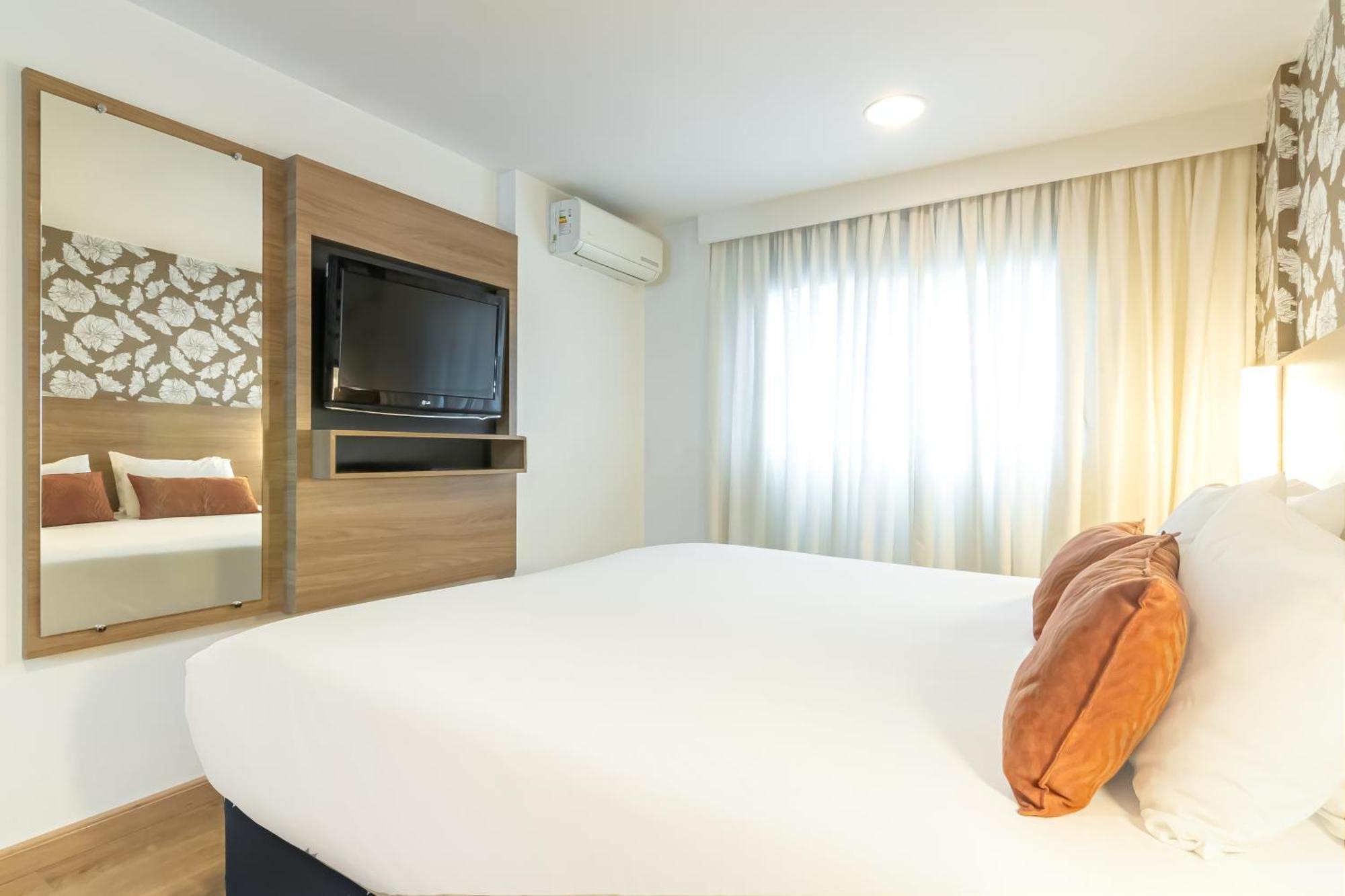 Mercure Curitiba 7 De Setembro Eksteriør billede